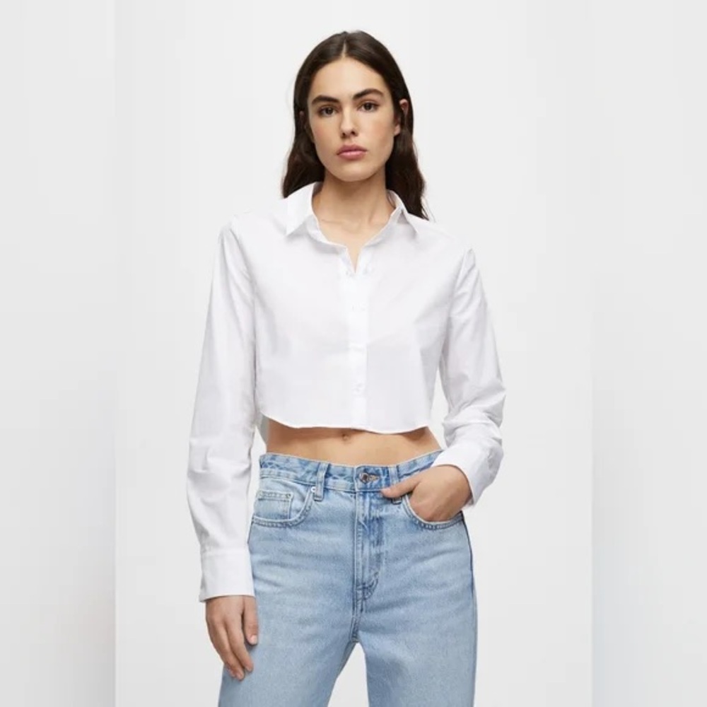 Abercrombie & Fitch White Cropped Button-Down Shirt